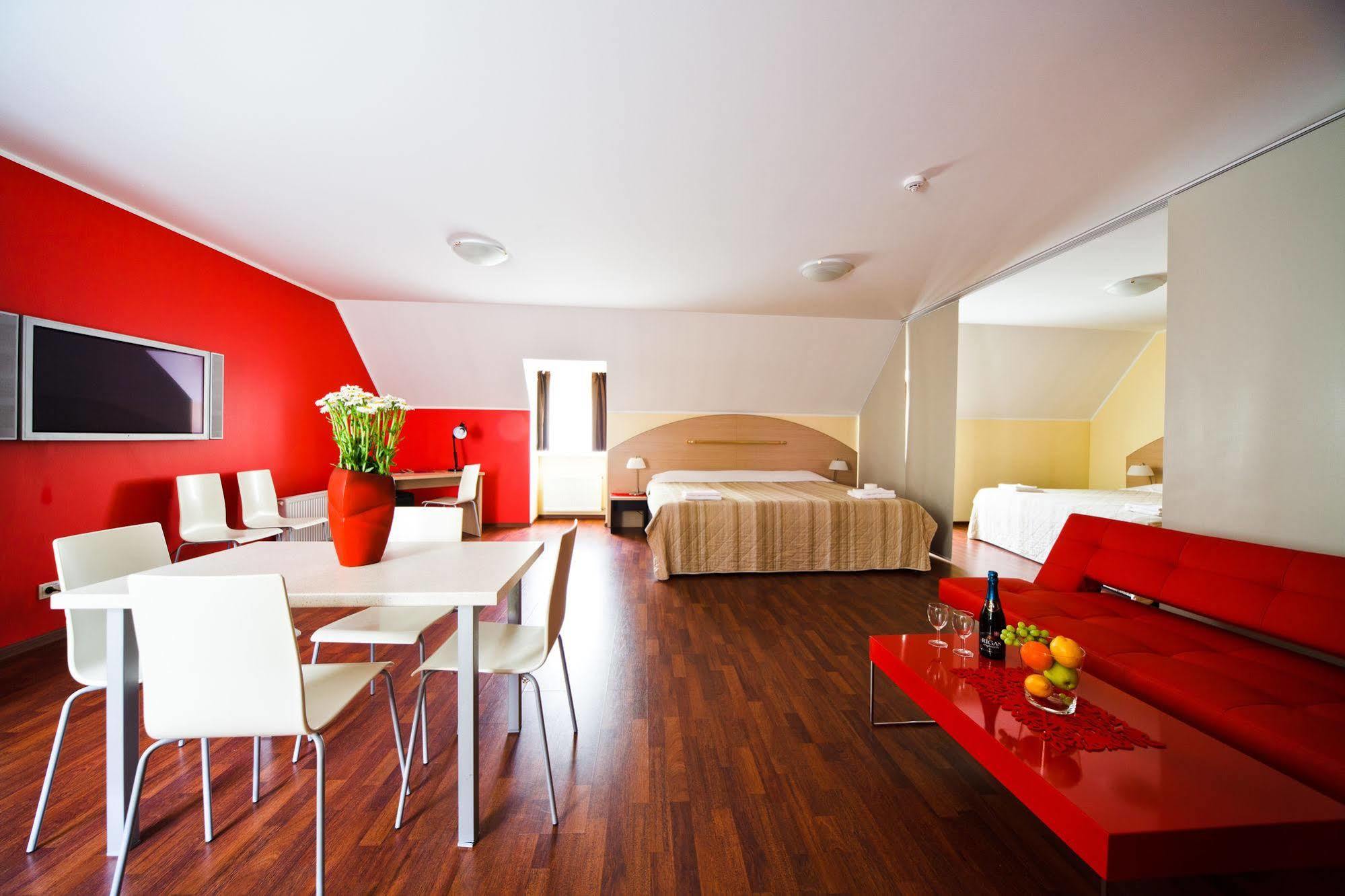 Aparthotel Autosole Riga Exterior photo
